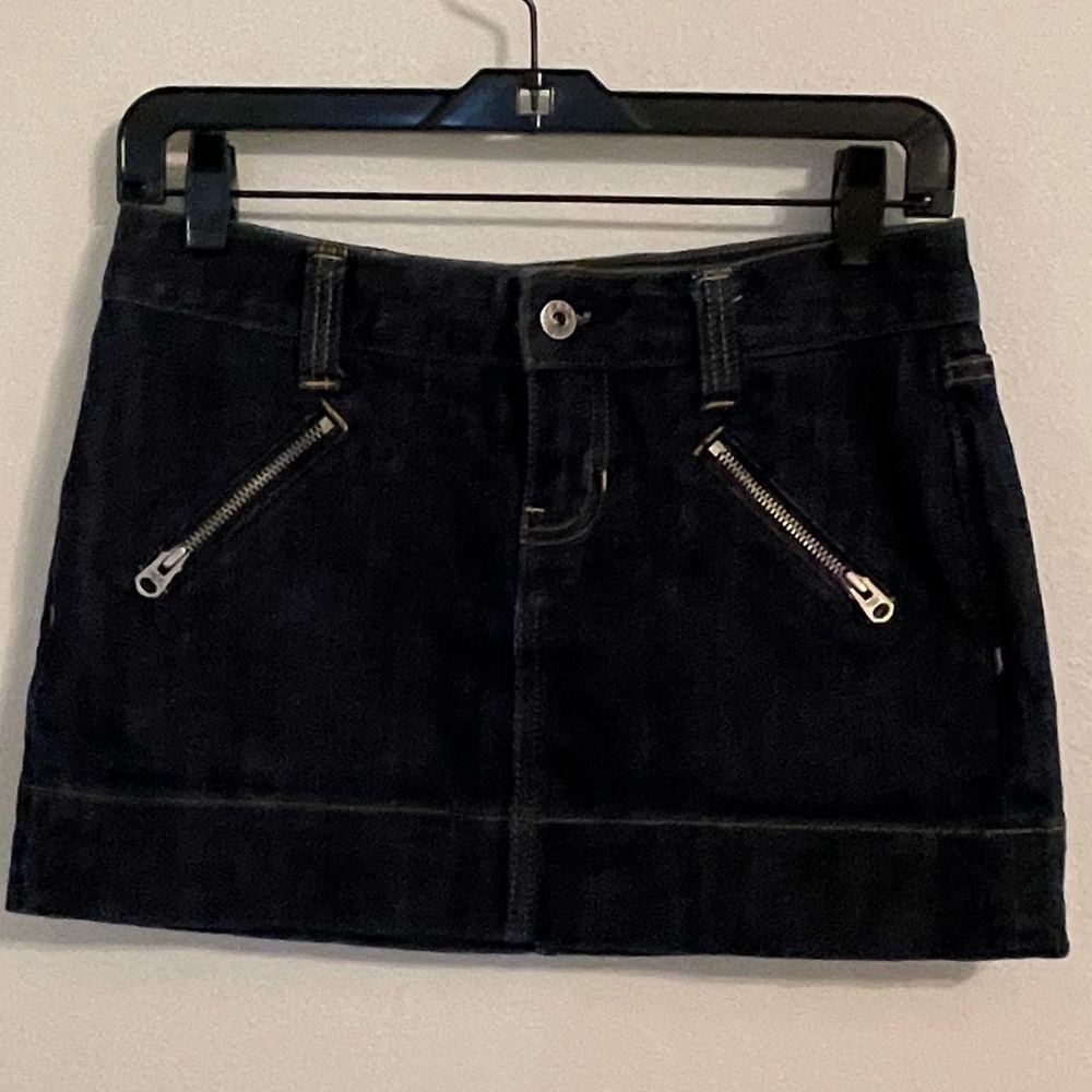 Gap 1969 dark blue Jean skirt, Size 1